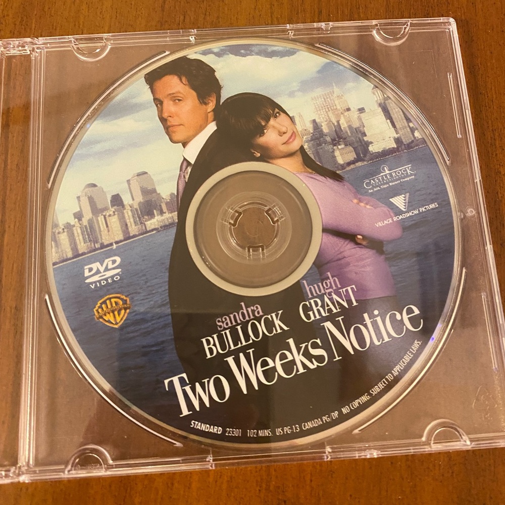 🌿Excellent used condition DVD Two Weeks Notice. No original case 🌿